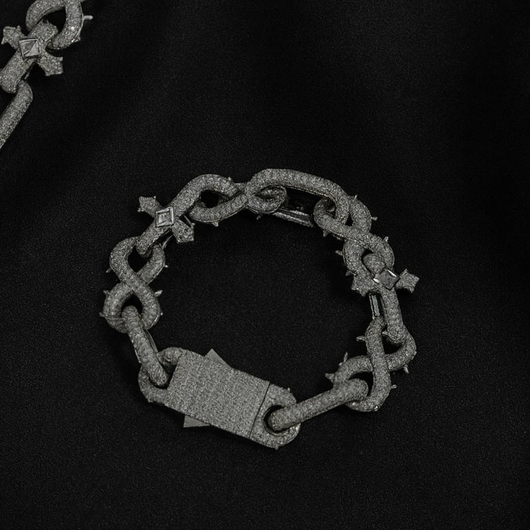 Moissanite Thorn Cross Chain